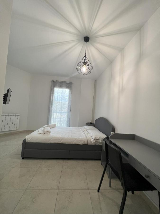 Casa Vacanze Le Tre Scimmiette Paterno  Kültér fotó